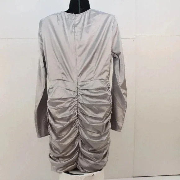 ASTR Dress - Picture 6 of 8